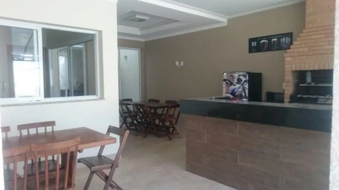 Foto 7 de Sobrado com 3 quartos à venda, 254m2 em Tremembe - SP