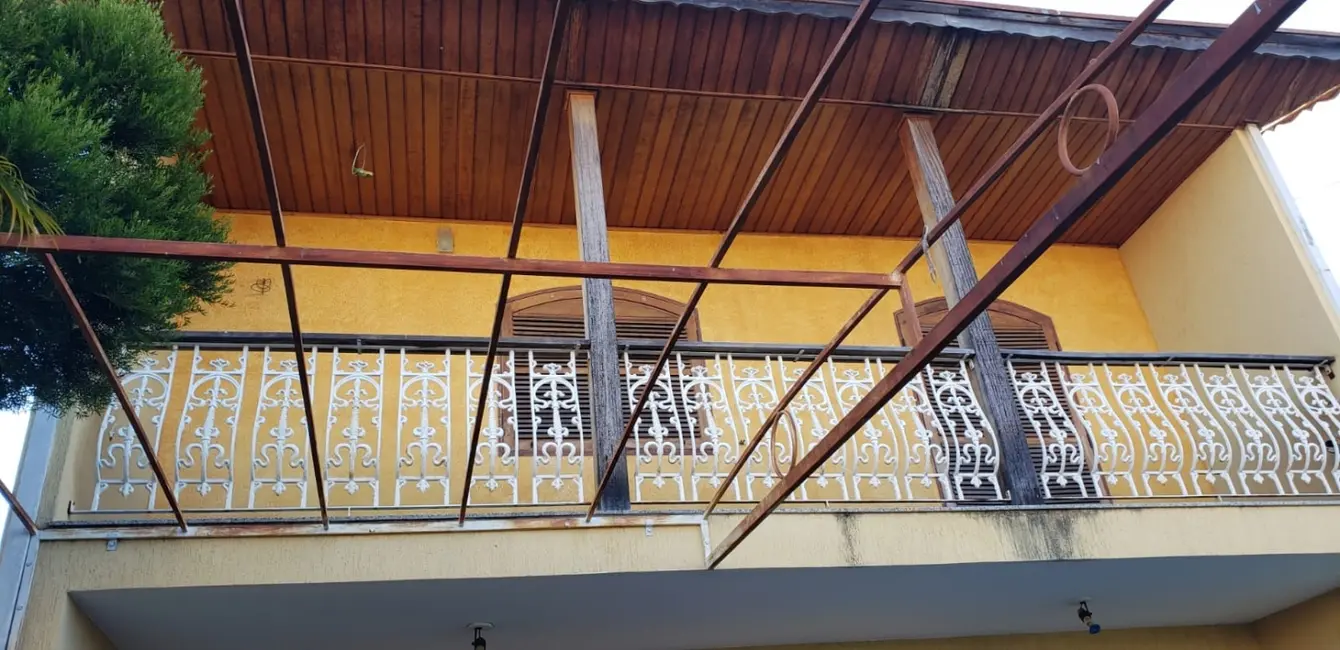 Foto 2 de Casa com 3 quartos à venda, 179m2 em Jardim da Luz, Taubate - SP