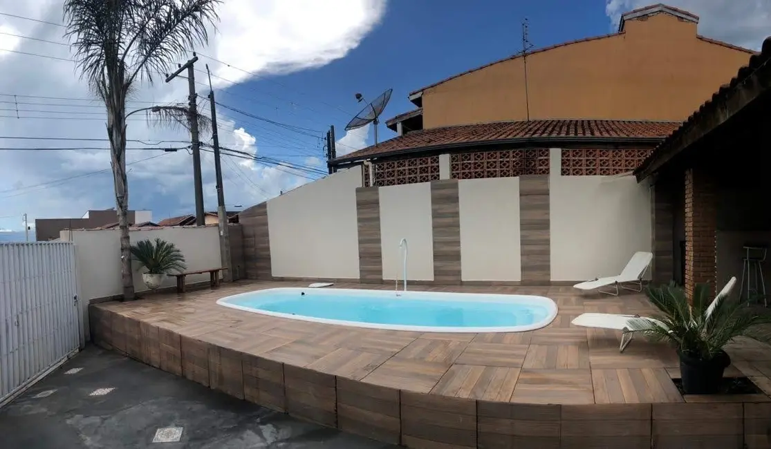 Foto 6 de Sobrado com 3 quartos à venda, 150m2 em Pindamonhangaba - SP