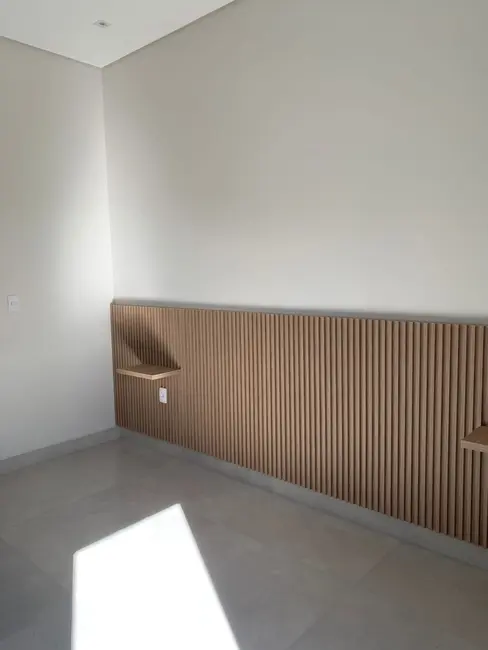 Foto 9 de Casa de Condomínio com 3 quartos à venda, 143m2 em Jardim Marlene Miranda, Taubate - SP