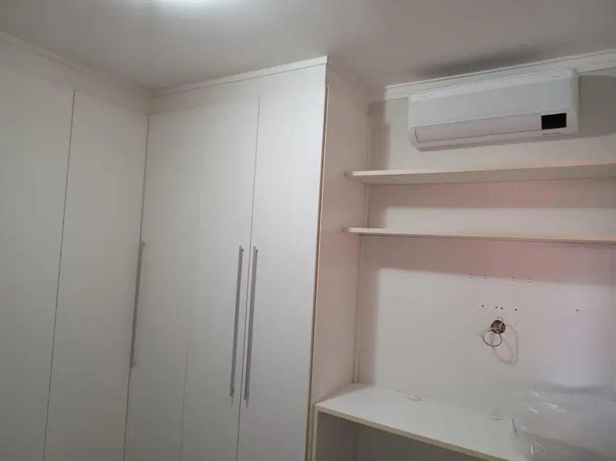 Foto 4 de Casa com 3 quartos à venda e para alugar em Parque Aeroporto, Taubate - SP