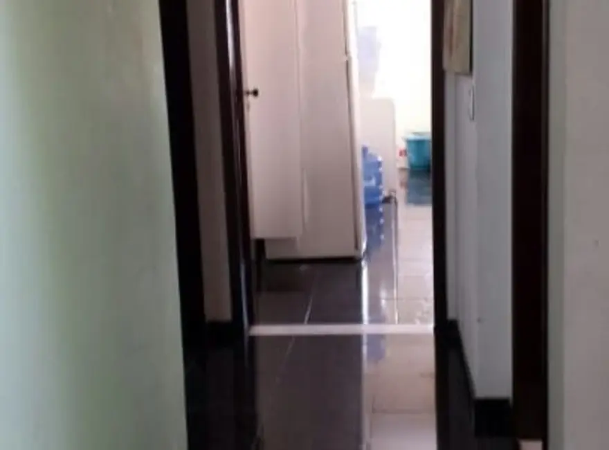 Foto 6 de Casa com 4 quartos à venda, 211m2 em Parque São Domingos, Pindamonhangaba - SP