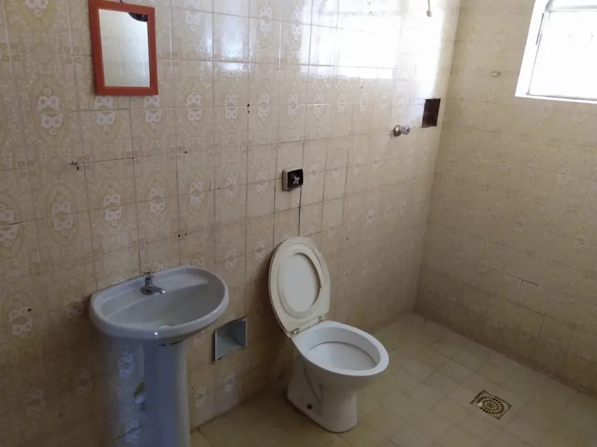 Foto 2 de Casa com 2 quartos à venda, 157m2 em Centro, Tremembe - SP