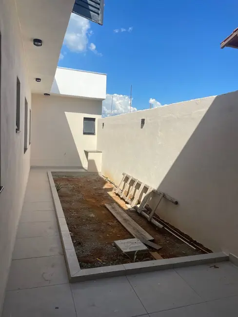 Foto 7 de Casa com 3 quartos à venda, 106m2 em Pindamonhangaba - SP
