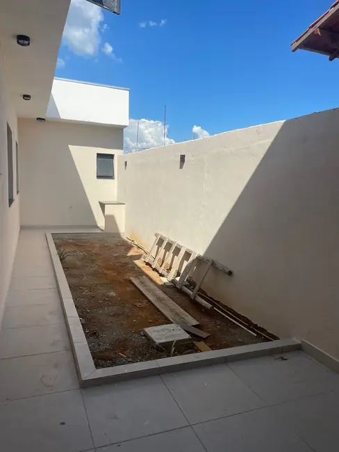 Foto 6 de Casa com 3 quartos à venda, 106m2 em Pindamonhangaba - SP