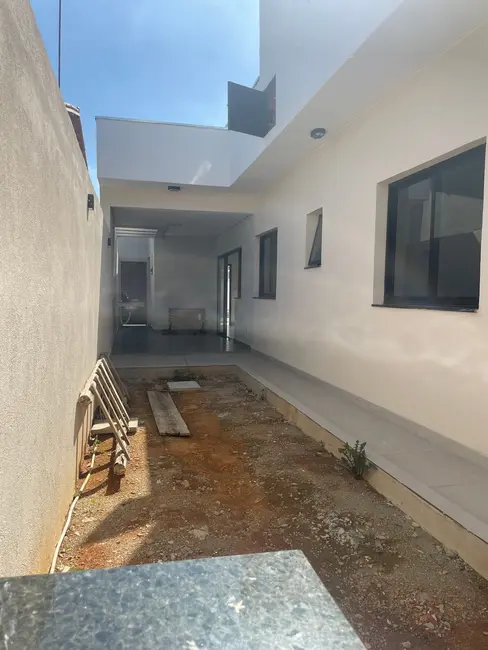Foto 4 de Casa com 3 quartos à venda, 106m2 em Pindamonhangaba - SP
