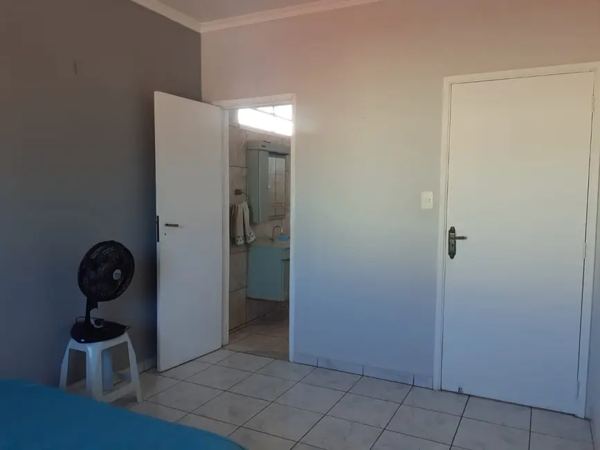 Sobrado com 4 quartos à venda, 189m2 em Sao Jose Dos Campos - SP - imagem 4 Foto 4 de Sobrado com 4 quartos à venda, 189m2 em Sao Jose Dos Campos - SP