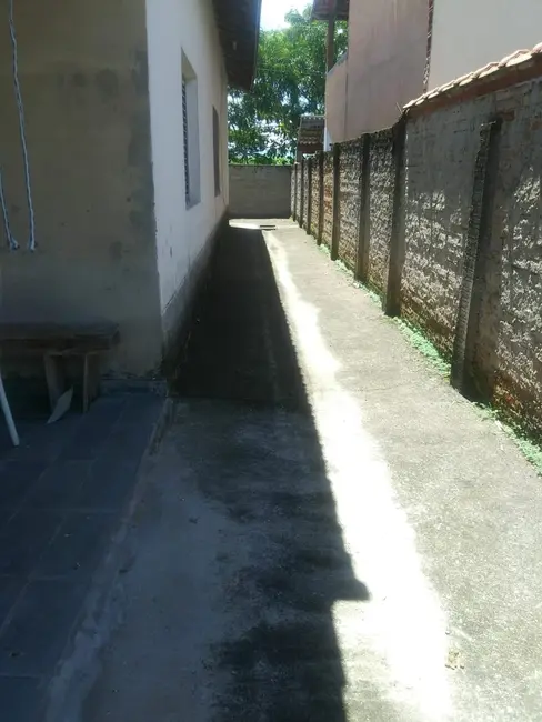 Casa com 3 quartos à venda, 87m2 em Vila São João, Pindamonhangaba - SP - imagem 3 Foto 3 de Casa com 3 quartos à venda, 87m2 em Vila São João, Pindamonhangaba - SP