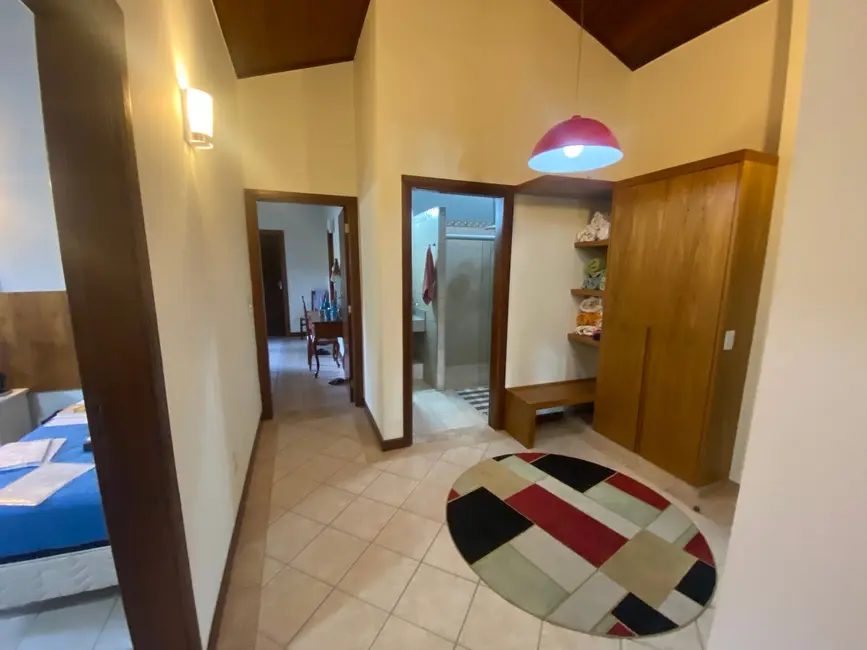 Foto 9 de Casa com 3 quartos à venda, 390m2 em Internacional Park, Guaratingueta - SP