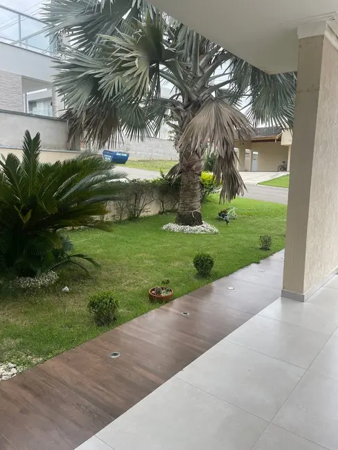 Casa de Condomínio com 4 quartos à venda, 163m2 em Alto do Cardoso, Pindamonhangaba - SP - imagem 3 Foto 3 de Casa de Condomínio com 4 quartos à venda, 163m2 em Alto do Cardoso, Pindamonhangaba - SP