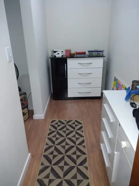 Foto 5 de Sobrado com 3 quartos à venda, 190m2 em Residencial Maricá, Pindamonhangaba - SP