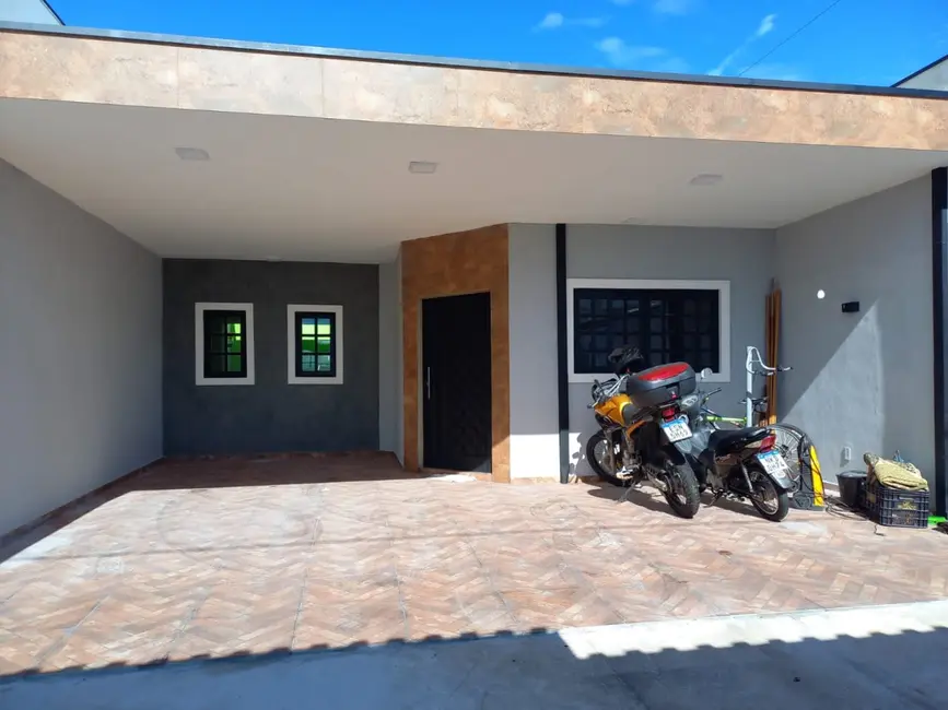 Foto 3 de Casa com 2 quartos à venda, 120m2 em Pindamonhangaba - SP