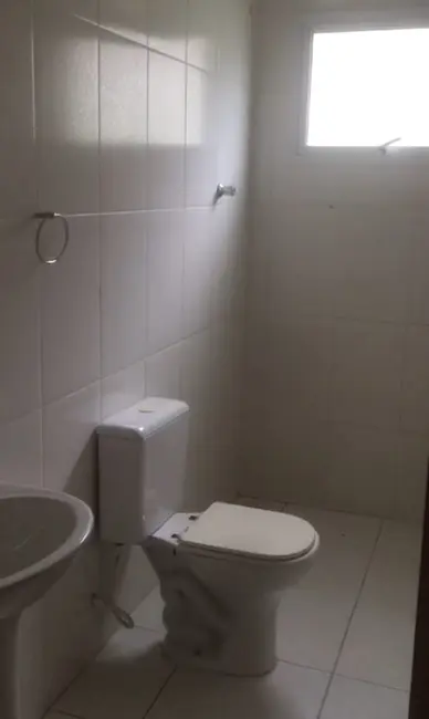 Foto 4 de Casa com 2 quartos à venda, 131m2 em Pindamonhangaba - SP