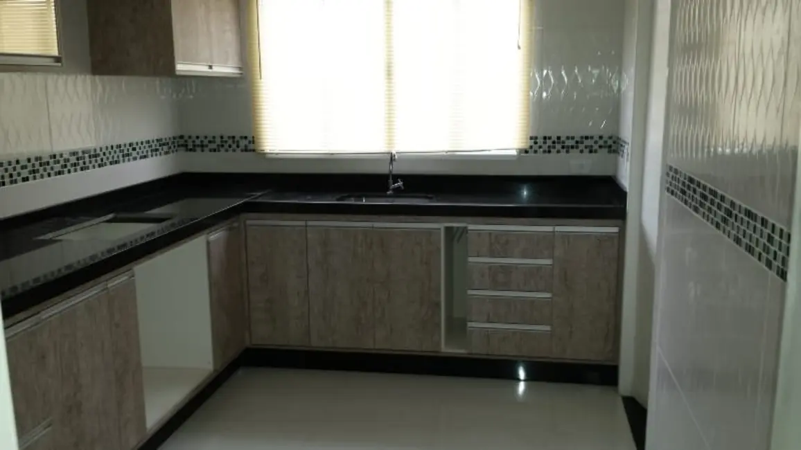 Foto 7 de Casa de Condomínio com 3 quartos à venda, 140m2 em Pindamonhangaba - SP