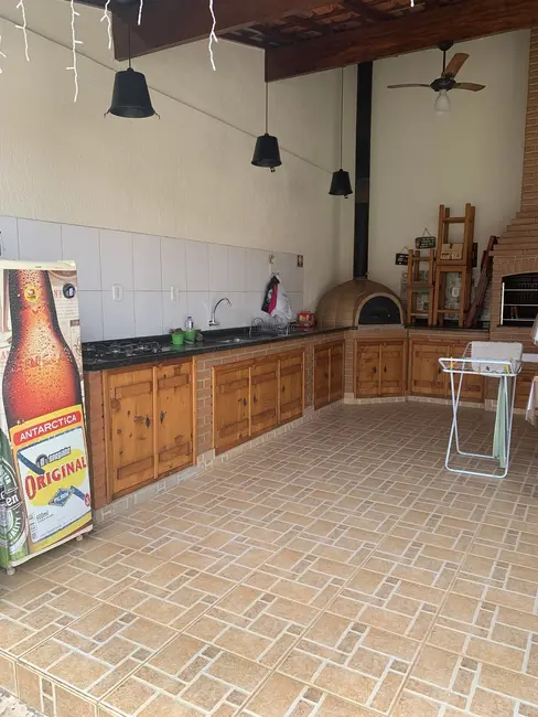 Foto 1 de Casa com 3 quartos à venda, 140m2 em Jardim Santa Cecília, Pindamonhangaba - SP