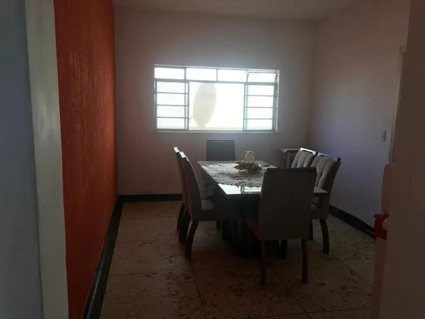 Foto 5 de Casa com 3 quartos à venda, 198m2 em Jardim Boa Vista, Pindamonhangaba - SP
