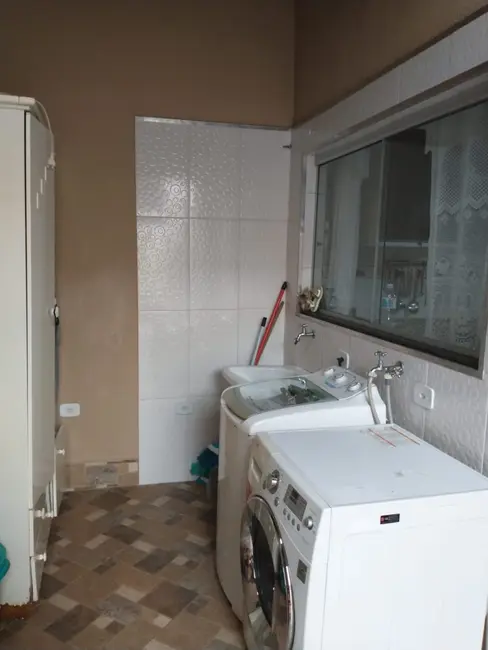 Foto 4 de Casa com 2 quartos à venda, 77m2 em Vila São José, Taubate - SP