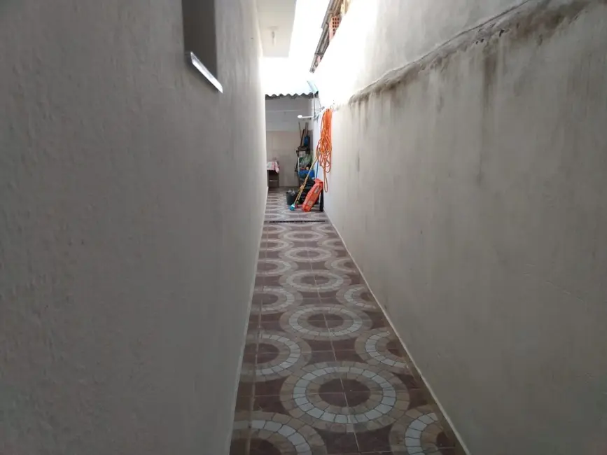 Foto 5 de Sobrado com 3 quartos à venda, 90m2 em Residencial Maricá, Pindamonhangaba - SP
