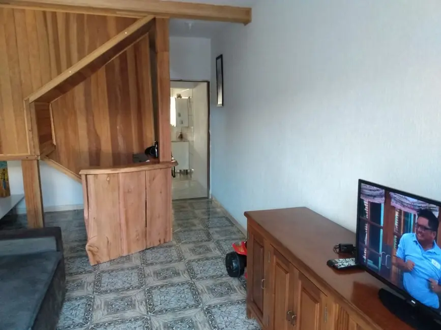 Foto 9 de Sobrado com 3 quartos à venda, 90m2 em Residencial Maricá, Pindamonhangaba - SP
