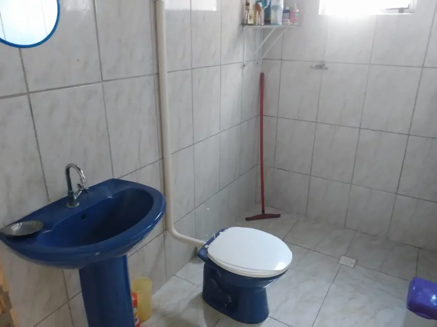 Foto 1 de Sobrado com 3 quartos à venda, 90m2 em Residencial Maricá, Pindamonhangaba - SP