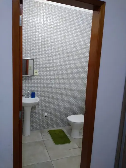 Foto 7 de Casa com 2 quartos à venda, 90m2 em Azeredo, Pindamonhangaba - SP