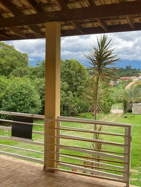 Foto 4 de Casa com 3 quartos à venda, 200m2 em Bom Jardim I, Guaratingueta - SP