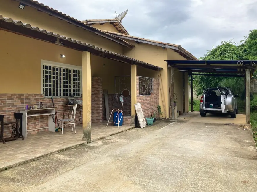 Foto 1 de Casa com 3 quartos à venda, 200m2 em Bom Jardim I, Guaratingueta - SP