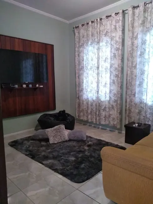 Foto 1 de Casa de Condomínio com 2 quartos à venda, 260m2 em Jardim dos Estados, Taubate - SP