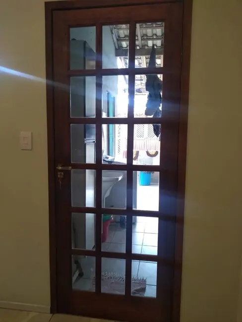 Foto 8 de Casa de Condomínio com 2 quartos à venda, 260m2 em Jardim dos Estados, Taubate - SP