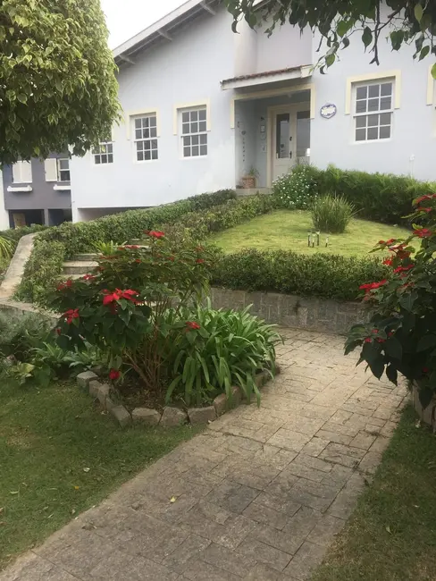 Foto 3 de Sobrado com 3 quartos à venda, 474m2 em Socorro, Pindamonhangaba - SP