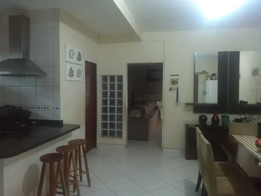 Sobrado com 3 quartos à venda, 300m2 em Sao Jose Dos Campos - SP - imagem 3 Foto 3 de Sobrado com 3 quartos à venda, 300m2 em Sao Jose Dos Campos - SP