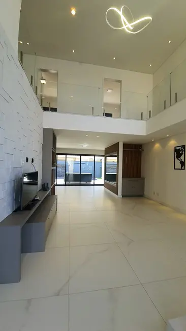 Foto 5 de Casa de Condomínio com 3 quartos à venda, 235m2 em Piracangaguá, Taubate - SP