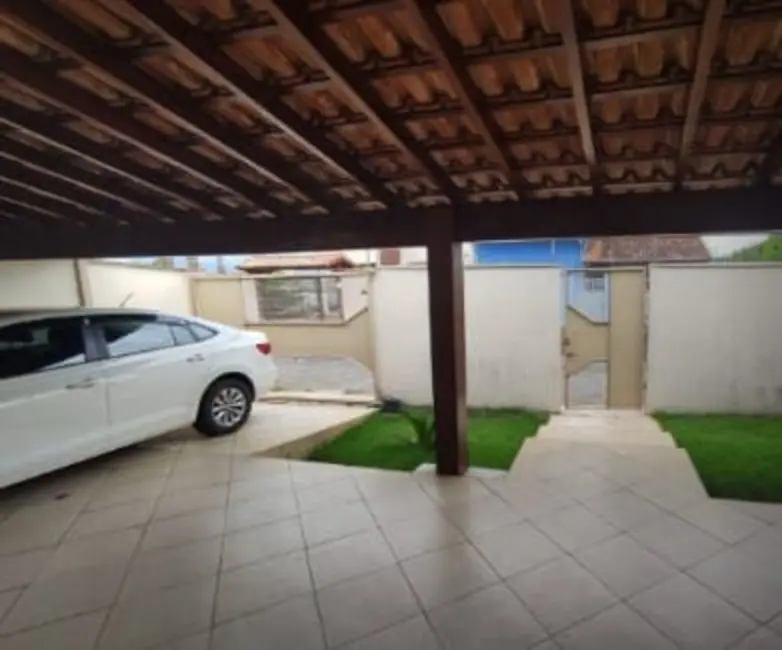 Casa com 2 quartos à venda, 157m2 em Vila Suiça, Pindamonhangaba - SP - imagem 3 Foto 3 de Casa com 2 quartos à venda, 157m2 em Vila Suiça, Pindamonhangaba - SP