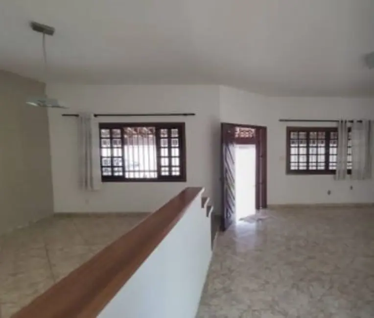 Casa com 2 quartos à venda, 157m2 em Vila Suiça, Pindamonhangaba - SP - imagem 4 Foto 4 de Casa com 2 quartos à venda, 157m2 em Vila Suiça, Pindamonhangaba - SP