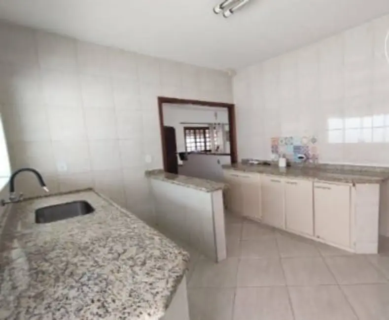 Foto 9 de Casa com 2 quartos à venda, 157m2 em Vila Suiça, Pindamonhangaba - SP