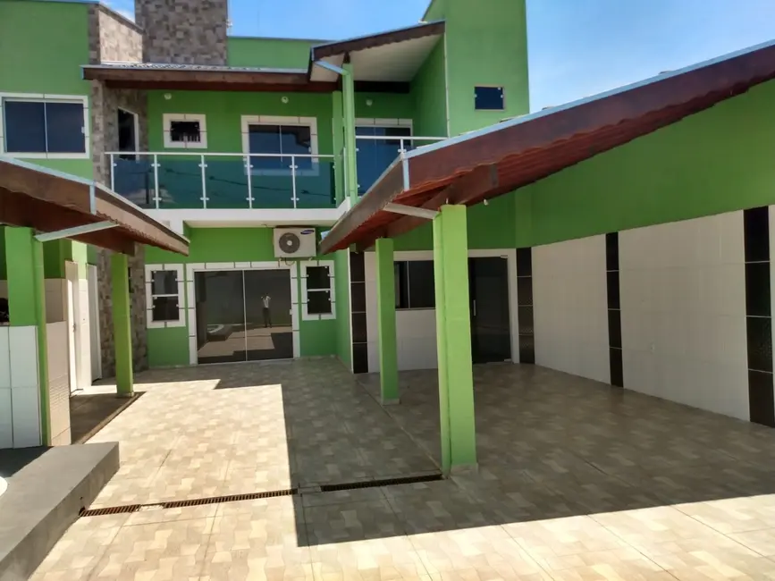 Foto 1 de Sobrado com 3 quartos à venda, 180m2 em Residencial Liberdade (Moreira César), Pindamonhangaba - SP