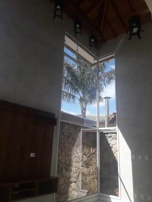 Foto 9 de Casa de Condomínio com 3 quartos à venda, 216m2 em Parque São Luís, Taubate - SP