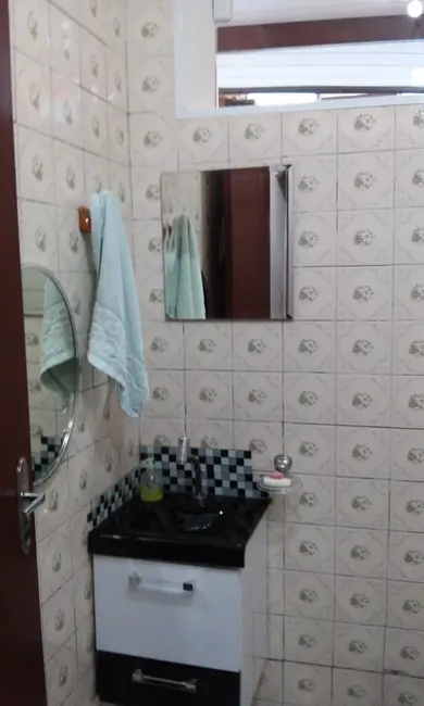 Foto 9 de Casa com 4 quartos à venda, 156m2 em Parque São Domingos, Pindamonhangaba - SP