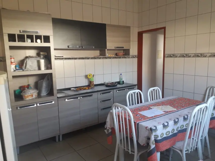 Foto 5 de Casa com 2 quartos à venda, 80m2 em Jardim do Vale, Guaratingueta - SP