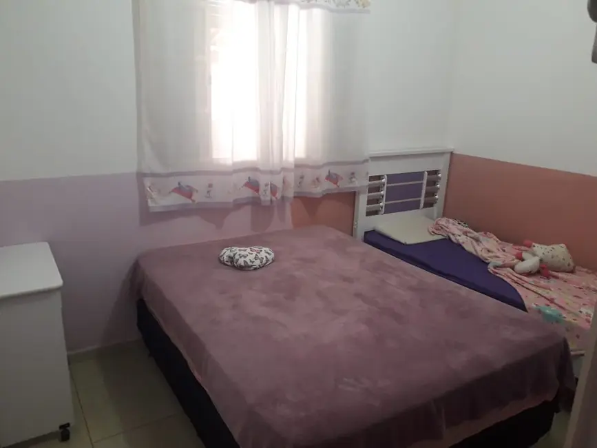 Foto 2 de Casa com 2 quartos à venda, 80m2 em Jardim do Vale, Guaratingueta - SP