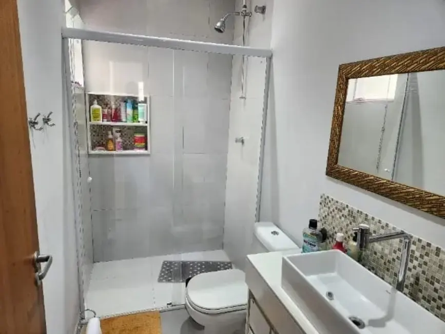 Foto 8 de Casa com 5 quartos à venda, 300m2 em Jardim Gurilândia, Taubate - SP