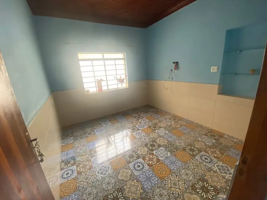 Casa com 3 quartos à venda, 180m2 em Aparecida - SP - imagem 5 Foto 5 de Casa com 3 quartos à venda, 180m2 em Aparecida - SP
