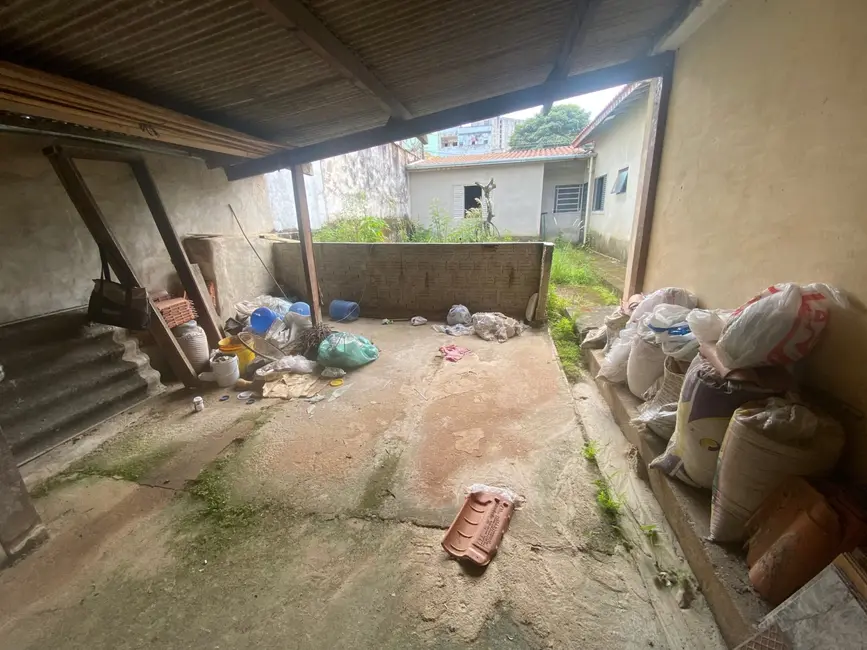 Casa com 3 quartos à venda, 180m2 em Aparecida - SP - imagem 4 Foto 4 de Casa com 3 quartos à venda, 180m2 em Aparecida - SP