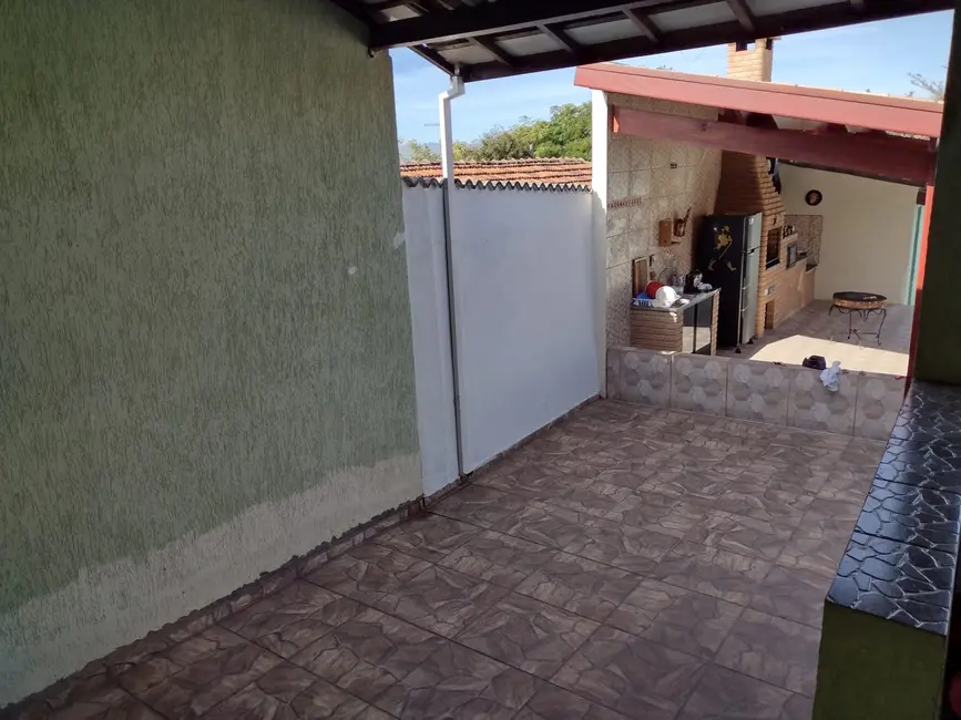 Foto 6 de Sobrado com 3 quartos à venda, 225m2 em Jardim América, Taubate - SP