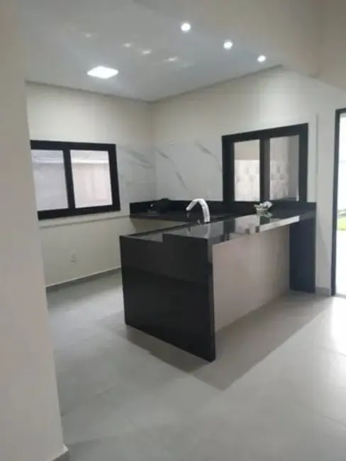 Foto 5 de Casa de Condomínio com 3 quartos à venda, 170m2 em Bairro do Grama, Cacapava - SP