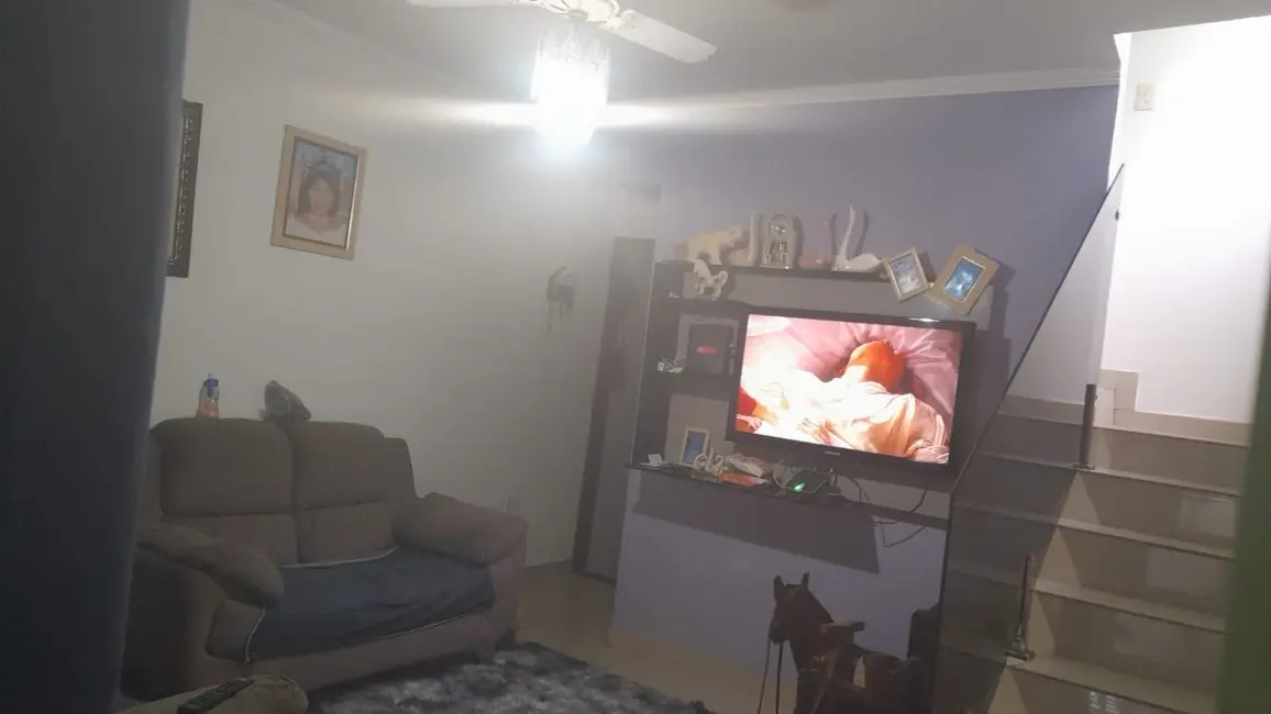 Foto 2 de Casa com 5 quartos à venda, 100m2 em Pindamonhangaba - SP