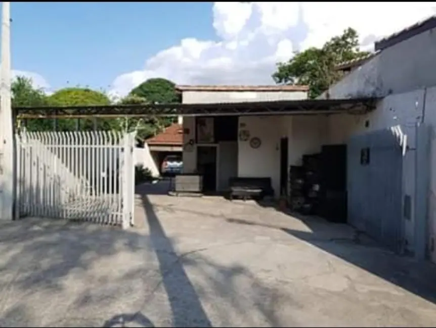 Foto 6 de Sobrado com 5 quartos à venda, 240m2 em Socorro, Pindamonhangaba - SP