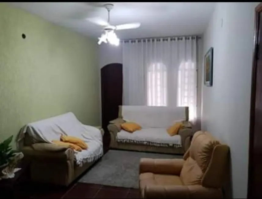 Foto 7 de Sobrado com 5 quartos à venda, 240m2 em Socorro, Pindamonhangaba - SP