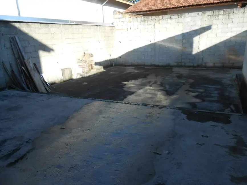 Foto 5 de Sobrado com 3 quartos à venda, 200m2 em Jardim Santa Cecília, Pindamonhangaba - SP