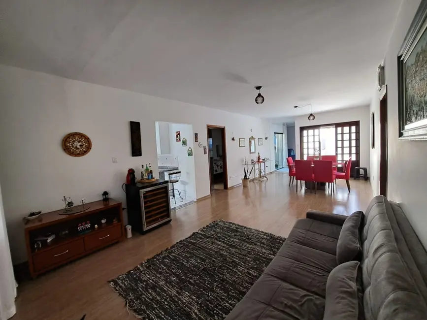 Foto 1 de Casa com 4 quartos à venda, 170m2 em Residencial Campo Belo, Pindamonhangaba - SP